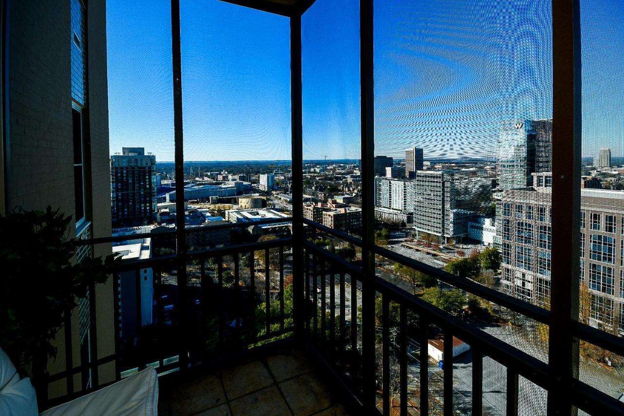 Modern Designed Dtwn Condo With A 99 Percent Walk Score Атланта Экстерьер фото